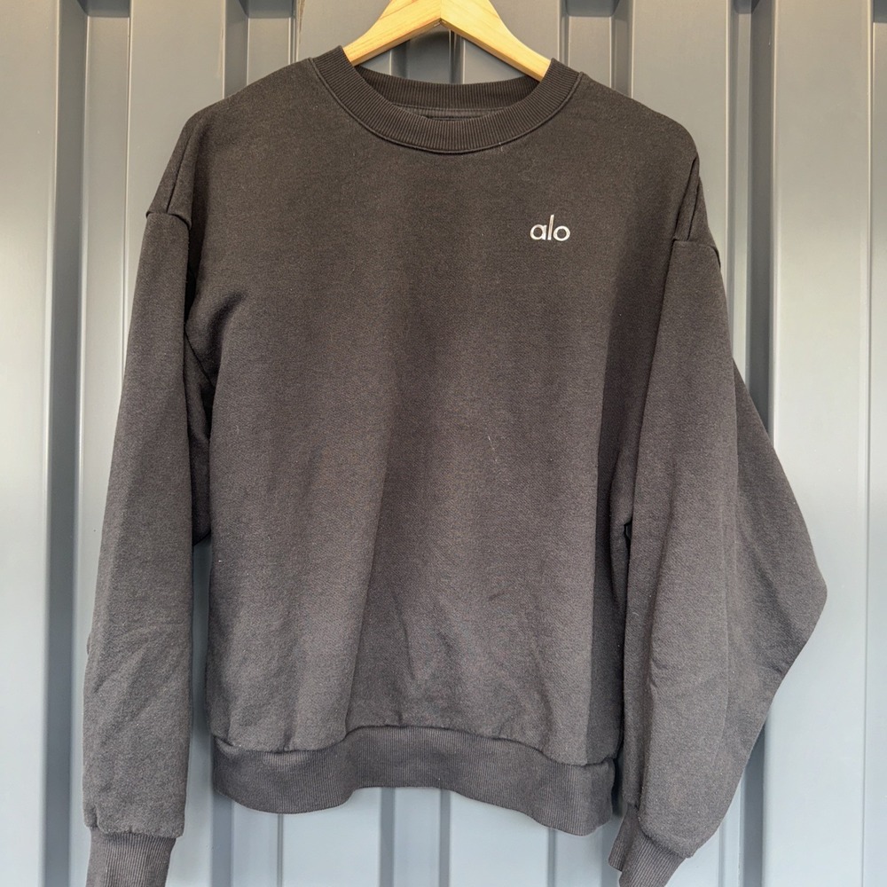 Alo Yoga Accolade  Crew Neck Pullover Sweatshirt Size Large. Black